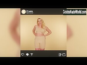 Busy Philipps Blonde , Tight Dress scene in Girls5eva (2021) 5