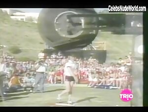Catherine Bach Sexy scene in Battle of the Network Stars (1976-1979) 5