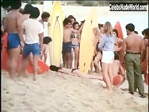 Cheryl Ladd bikini, Sexy scene in Charlie's Angels (1976-1981) 14