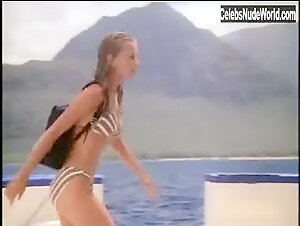 Cheryl Ladd Wet , Boat scene in Charlie's Angels (1976-1981) 10