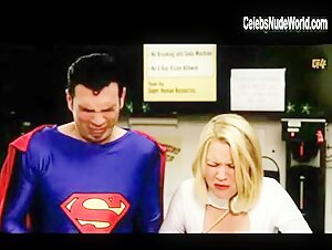 Carrie Keagan Sexy scene in Attack of the Show! 17