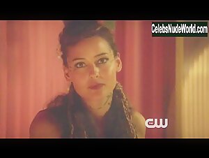 Chelsea Gilligan underwear, Sexy scene in Star-Crossed (2014) 11