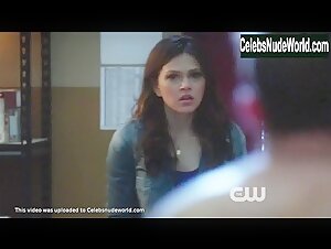 Chelsea Gilligan Kissing , Cleavage scene in Star-Crossed (2014) 10