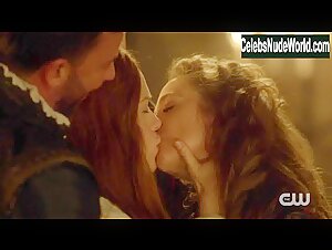 Megan Follows, Catherine Bérubé Sexy, lesbian scene in Reign (2013-2017) 15