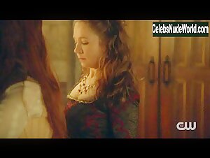 Megan Follows, Catherine Bérubé Sexy, lesbian scene in Reign (2013-2017) 3