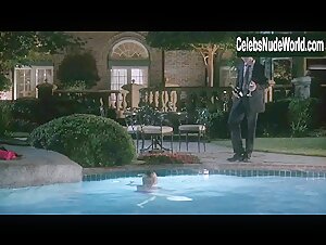 Courtney Thorne-Smith bikini, Sexy scene in Side Out (1990) 9