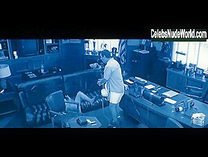 Cloris Leachman Sexy scene in The Longest Yard (2005) 15