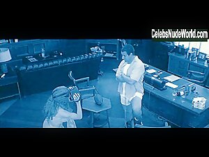 Cloris Leachman Sexy scene in The Longest Yard (2005) 4