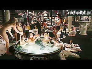Cyia Batten, Hilary Angelo breasts, Nude scene in Charlie Wilson's War (2007) 14
