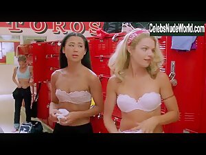 Kirsten Dunst, Tsianina Joelson, Nicole Bilderback, Clare Kramer Attractive,underwear scene in Bring It On (2000) 2