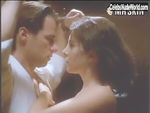 Clara Bellar breasts, Nude scene in The First 9 1/2 Weeks (1998) 4