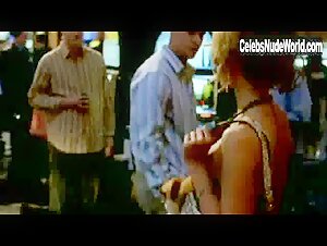 Christina Cindrich underwear, Sexy scene in Las Vegas (2003-2008) 5