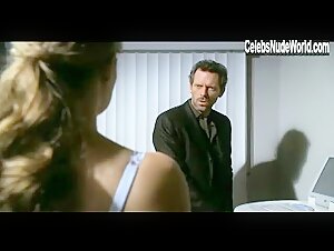 Clementine Ford underwear, Sexy scene in House (2004-2012) 5