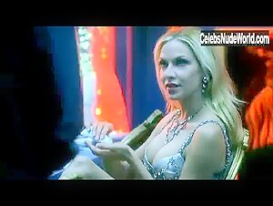 Cyia Batten Sexy scene in CSI: Crime Scene Investigation (2000-2015) 11