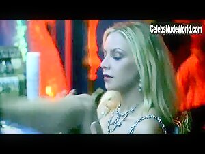 Cyia Batten Sexy scene in CSI: Crime Scene Investigation (2000-2015)