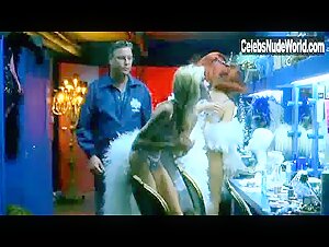 Cyia Batten Sexy scene in CSI: Crime Scene Investigation (2000-2015) 5