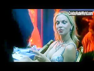 Cyia Batten Sexy scene in CSI: Crime Scene Investigation (2000-2015) 8