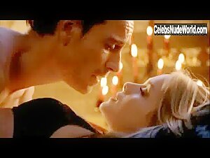 Christina Cole Blonde , Kissing scene in Hex (2004-2011) 10