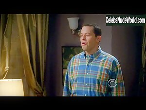 Courtney Thorne-Smith Sexy scene in Two and a Half Men (2003-2015) 4
