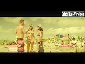 Olivia Munn, Cody Horn bikini, Sexy scene in Magic Mike (2012) 12