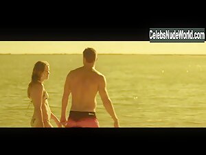 Cody Horn Sexy, bikini scene in Magic Mike (2012) 8