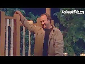 Courtney Thorne-Smith Sexy scene in According to Jim (2001-2004) 2