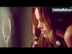 Christa B. Allen underwear, Sexy scene in Revenge (2011-2014) 15