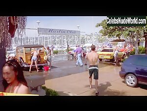 Kirsten Dunst, Eliza Dushku, Tsianina Joelson, Nicole Bilderback, Clare Kramer Sexy, bikini scene in Bring It On (2000) 1