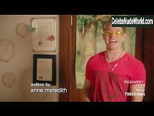 Cierra Ramirez underwear, Sexy scene in The Fosters (2013-2018) 13