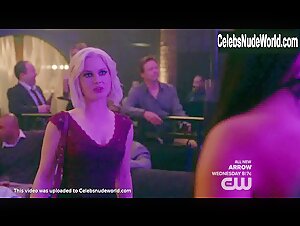 Cristina Rosato, Karissa Tynes underwear, Sexy scene in iZombie (2015-2019) 10