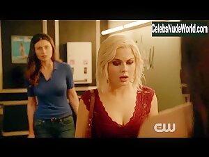 Cristina Rosato underwear, Sexy scene in iZombie (2015-2019) 14