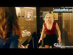 Cristina Rosato underwear, Sexy scene in iZombie (2015-2019) 9