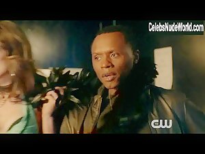Chasty Ballesteros, Cristina Rosato, Karissa Tynes, Tiffany Mack, Jessica Lu Sexy,underclothing scene in iZombie (2015-2019) 18