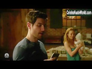Claire Coffee Sexy scene in Grimm (2012-2016) 20