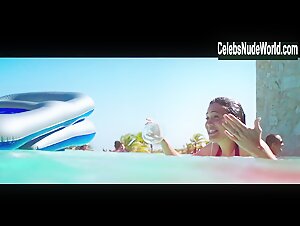 Claire Holt, Mandy Moore Sexy, bikini scene in 47 Meters Down (2016)