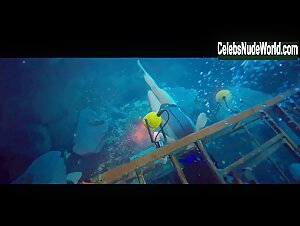 Claire Holt Sexy, bikini scene in 47 Meters Down (2016) 19