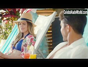 Christa B. Allen Sexy, bikini scene in Grand Hotel (2019) 17
