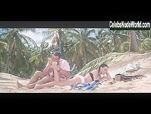 Claudine Auger bikini, Sexy scene in Thunderball (1965) 7