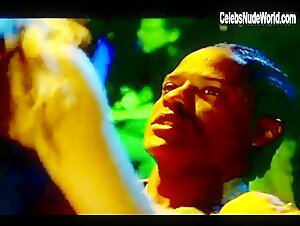 Jenna von Oÿ Sexy scene in Truth Be Told (2002) 17