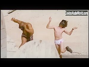 Elaine Klimaszewski Gorgeous,underwear scene in Bachelor Party Vegas (2006) 13