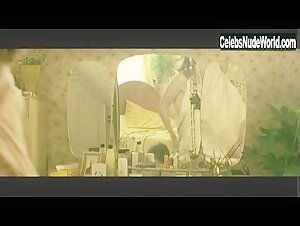 Elaine Cassidy Explicit , Flashing boobs scene in When Did You Last See Your Father? (2007) 12
