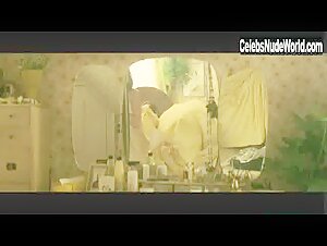 Elaine Cassidy Explicit , Flashing boobs scene in When Did You Last See Your Father? (2007) 3