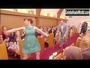 Ellie Kemper Attractive,underclothing scene in The Office (2005-2013) 5