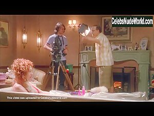 Glenne Headly underwear, Sexy scene in The Amateurs (2005) 16