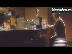 Glenne Headly underwear, Sexy scene in The Amateurs (2005) 5