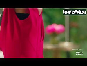Dilshad Vadsaria Gorgeous,underwear scene in Second Chance (2016) 6