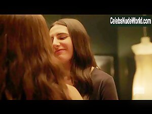 Inbar Lavi, Marianne Rendón Sexy, lesbian scene in Imposters (2017-2018) 9