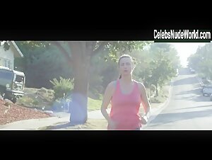Deanna Russo Sexy scene in The Ice Cream Truck