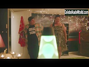 Elizabeth De Razzo bush, underwear scene in Frat Pack (2018) 4