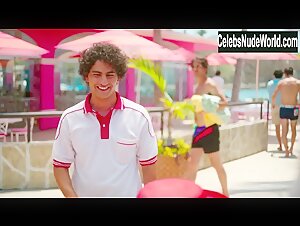 Eliana Jones Sexy, bikini scene in Acapulco (2021) 12